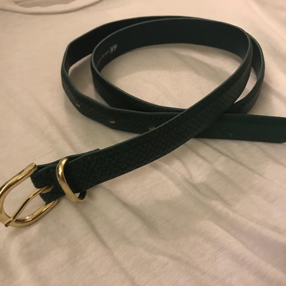 H&M green faux snake skin belt